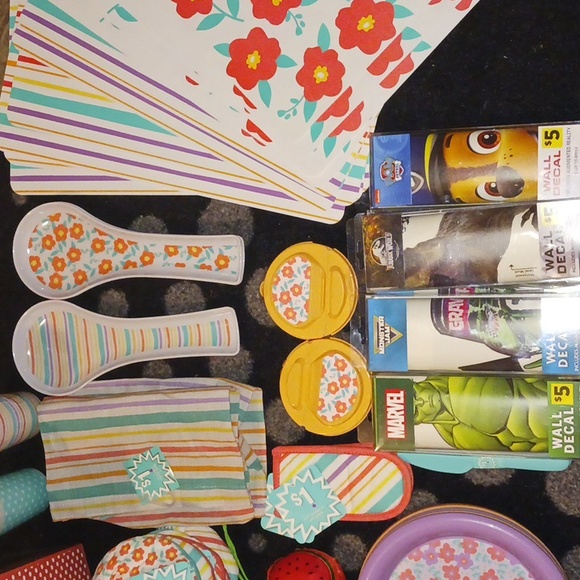 Bundle - Picture 11 of 17